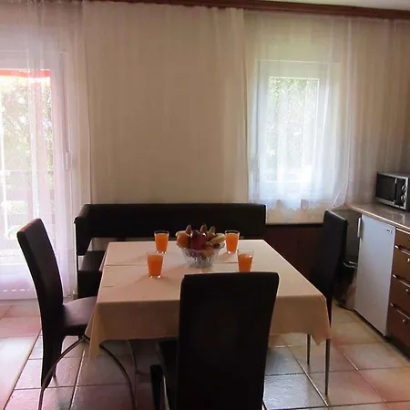 Apartment In Marsici/insel Krk 13109 Sveti Vid-Miholjice