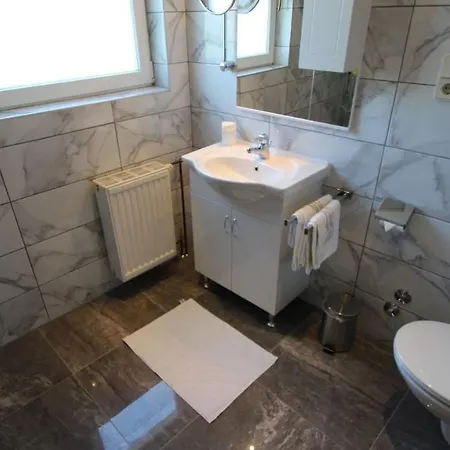 Apartment In Marsici/insel Krk 13109